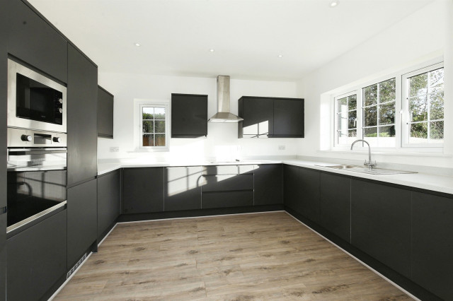 4-Bed Detached, Winsford, Cheshire contemporary-kitchen