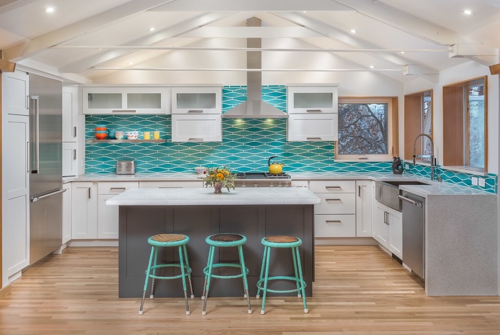 Kitchen - transitional kitchen idea