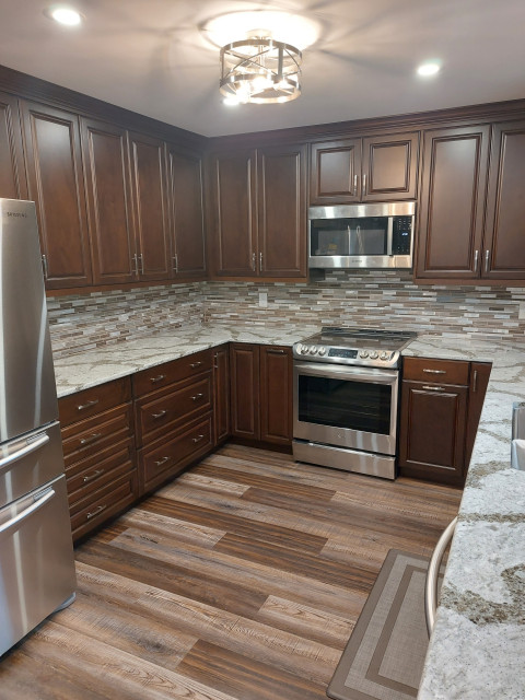 Thomas traditional-kitchen