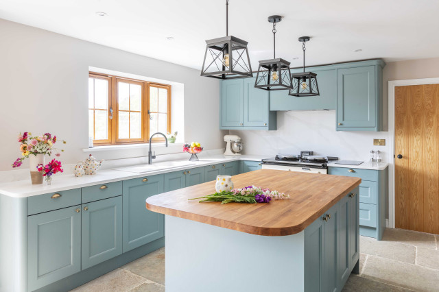 Sand traditional-kitchen