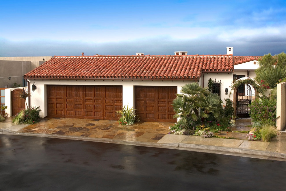 This is an example of a mediterranean shed and granny flat in Orange County.