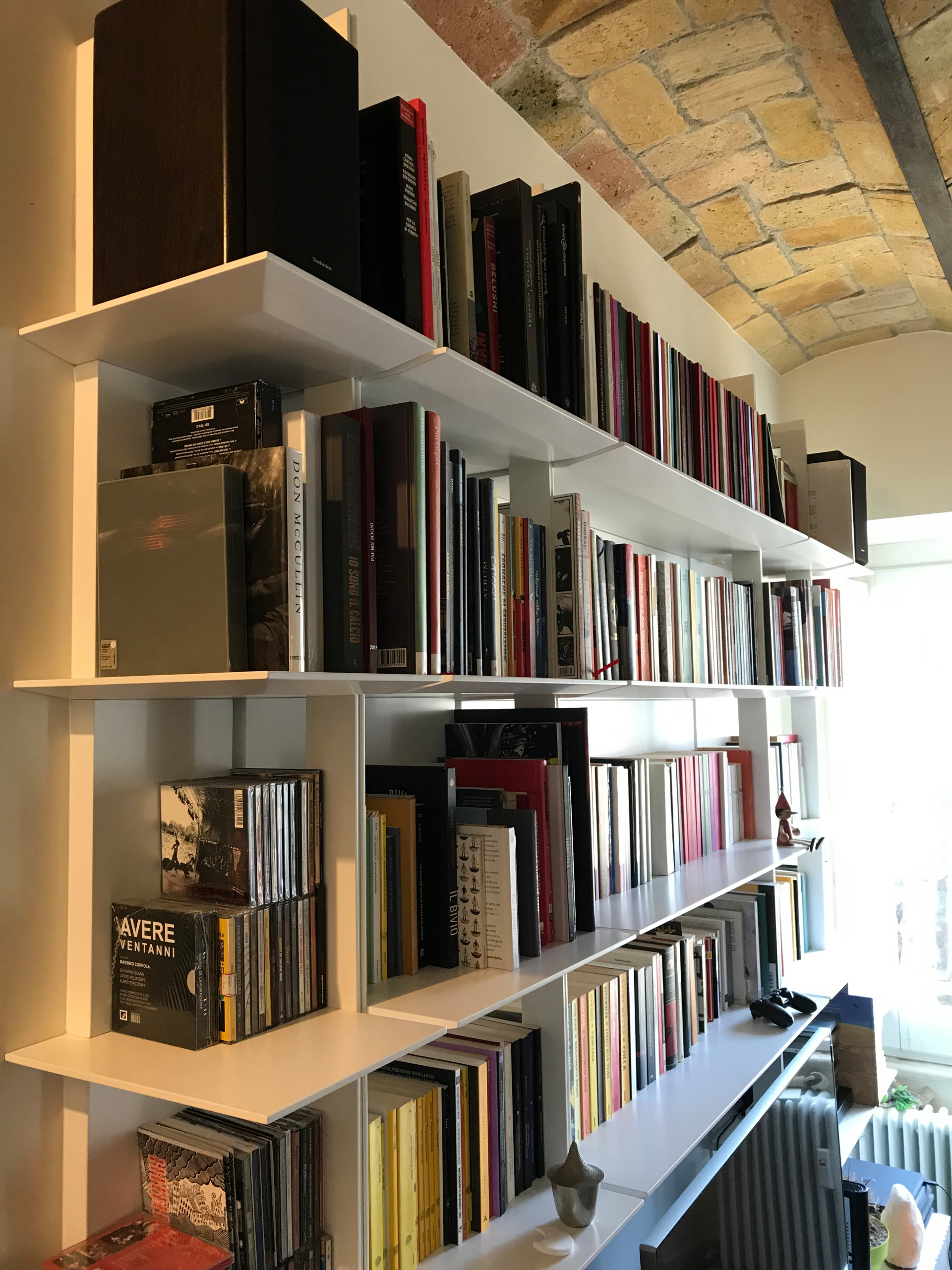 Librerie, pareti attrezzate, scaffali