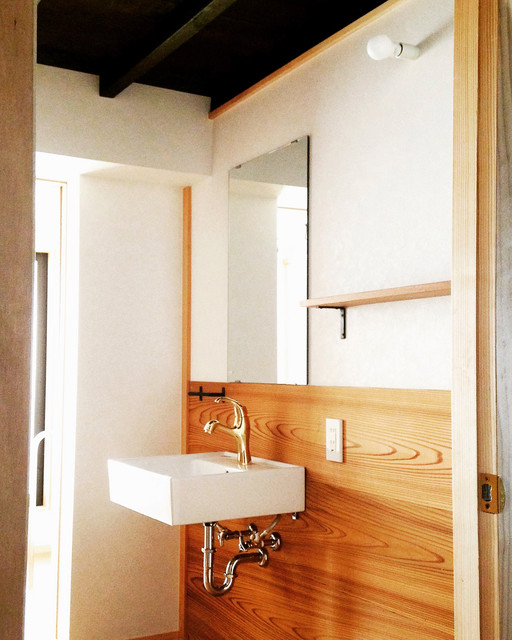 街中の空と風 orientale-bagno-di-servizio