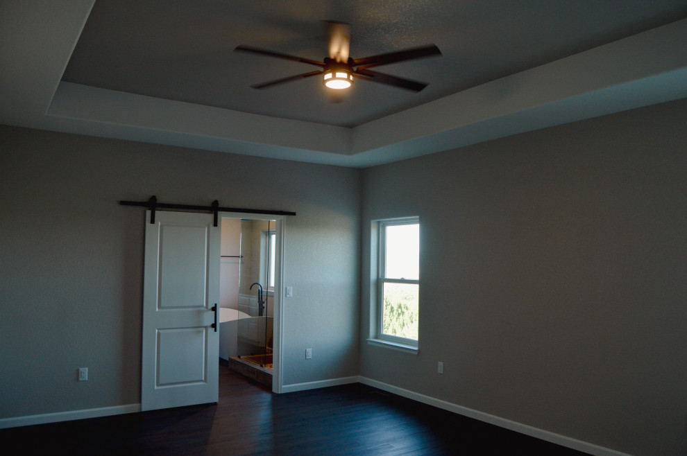 Eagles View - Master Bedroom