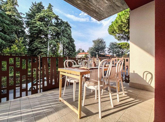 Grande appartamento a Faenza contemporary-deck