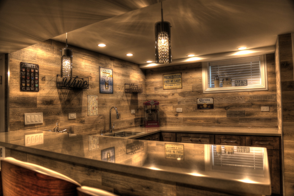 Inspiration for a rustic basement remodel in Chicago