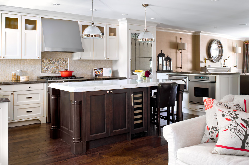 Buckingham Ave. Residence - Traditional - Kitchen ...