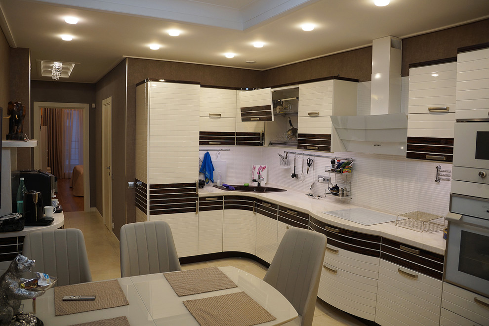 кухня "Чай с молоком"