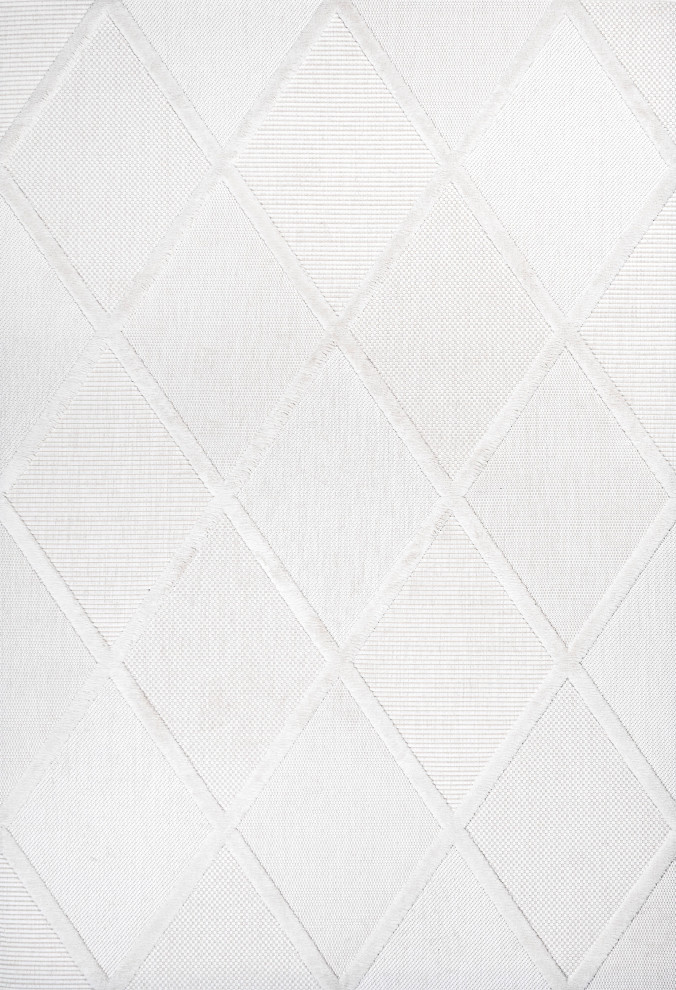 Salines Diamond Trellis Indoor/Outdoor Area Rug Scandinavian