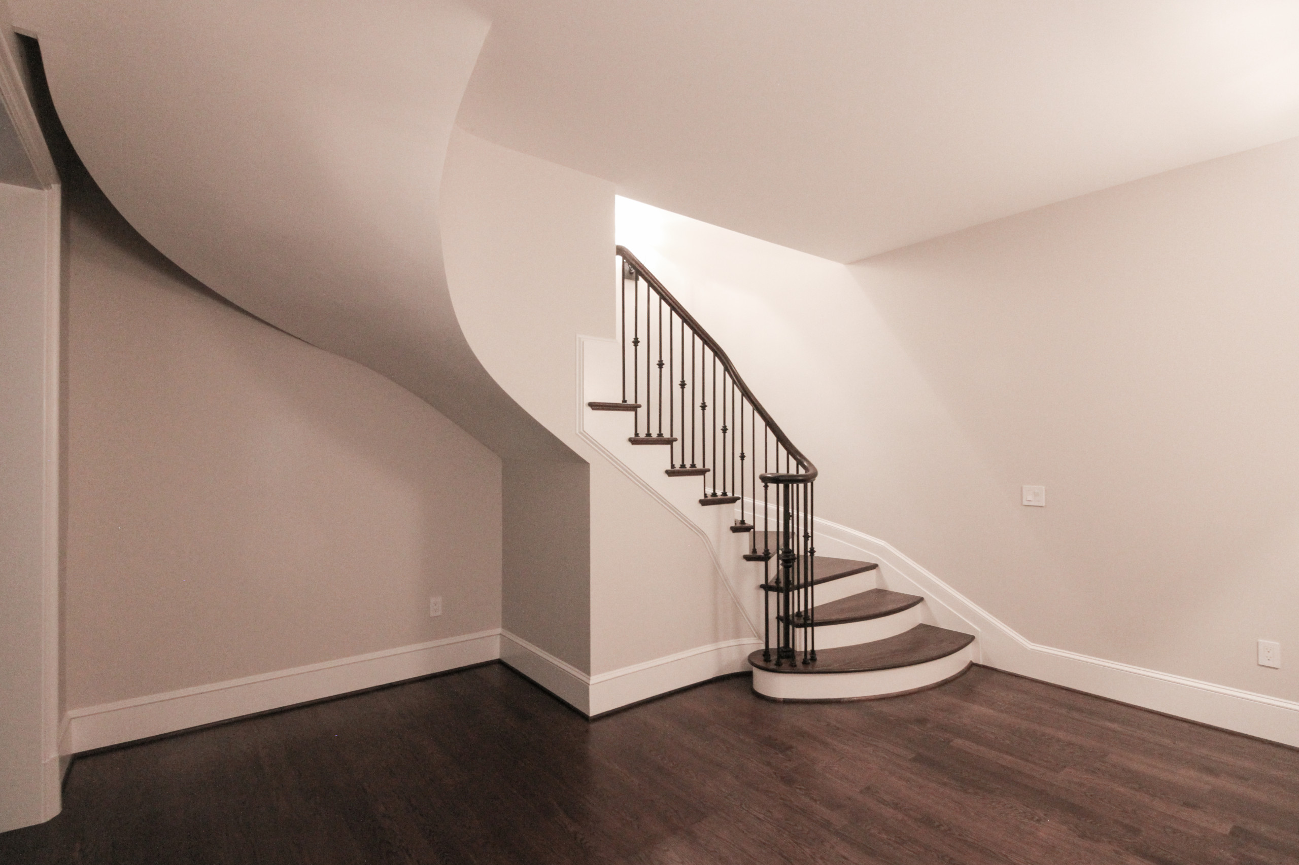 86_ Gorgeous Floating Curved Staircase, McLean VA 22066