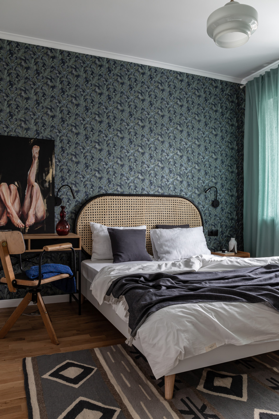 Эклектичный интерьер квартиры, вдохновленный Музеем Фриды Кало