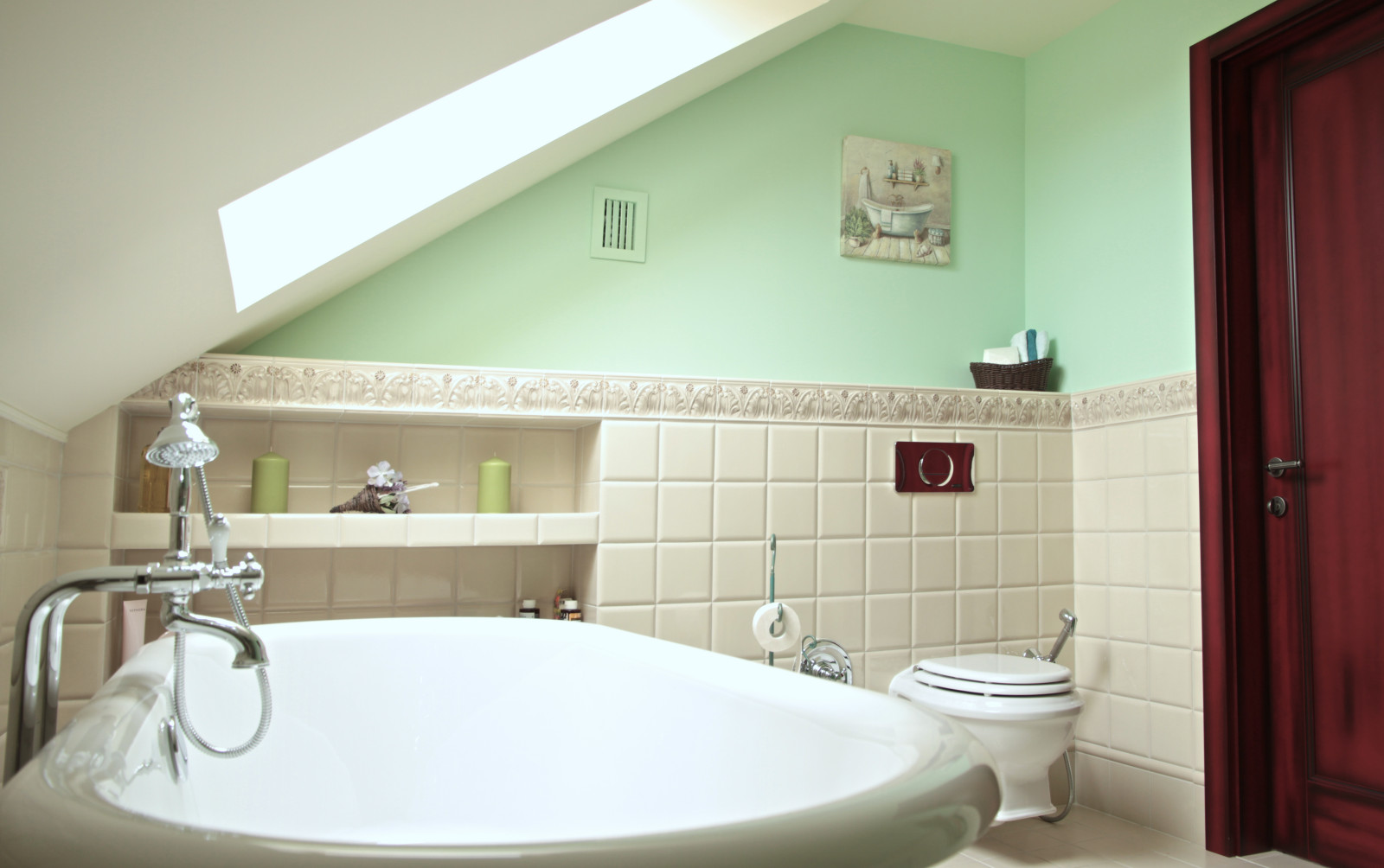 Домик у озера