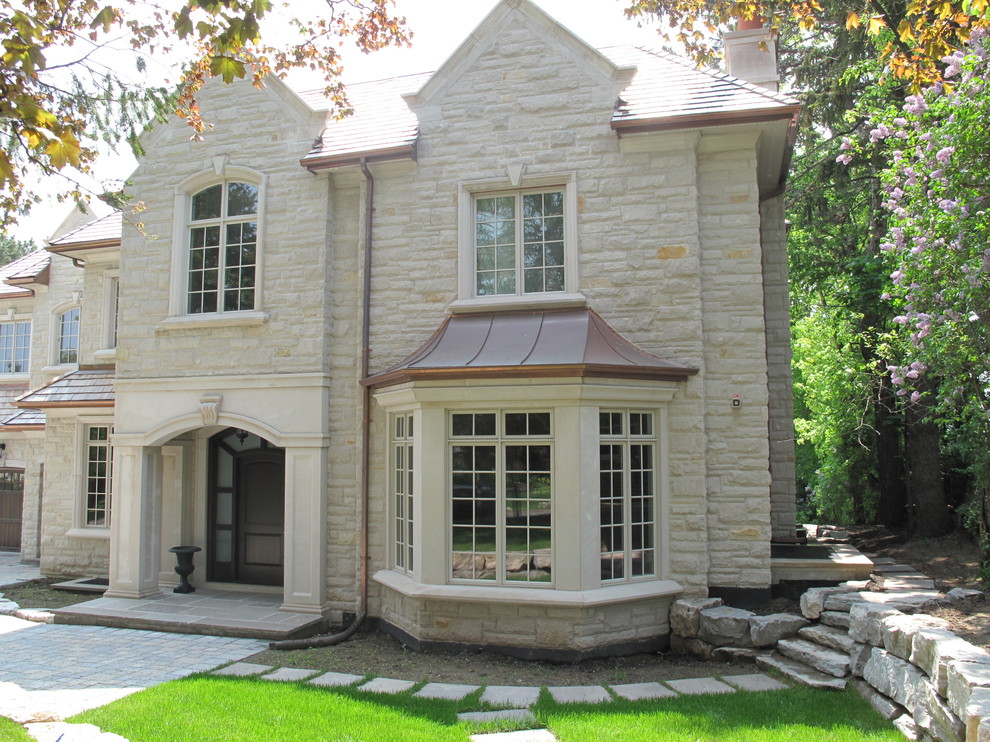 Inspiration for a traditional exterior in Toronto.