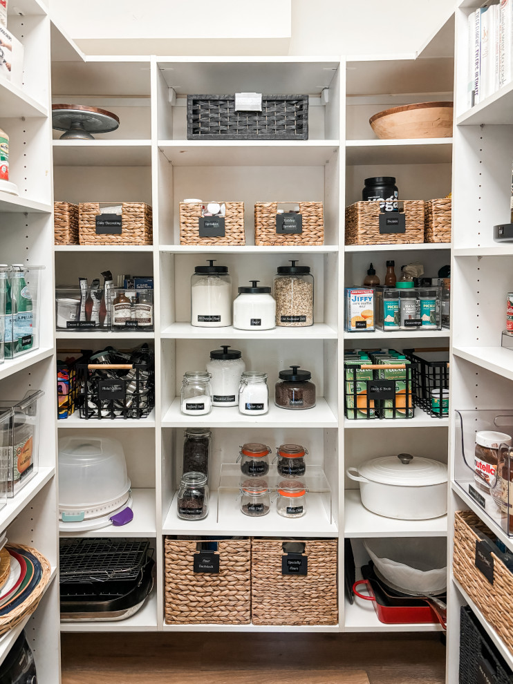 Kitchens & Pantries