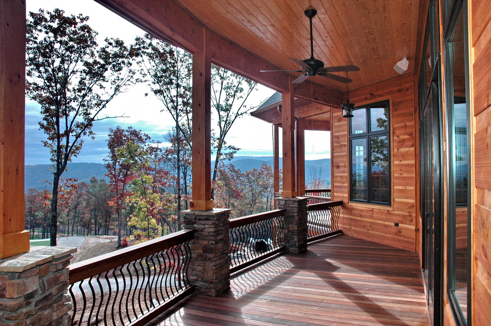Mountain style deck photo in Atlanta