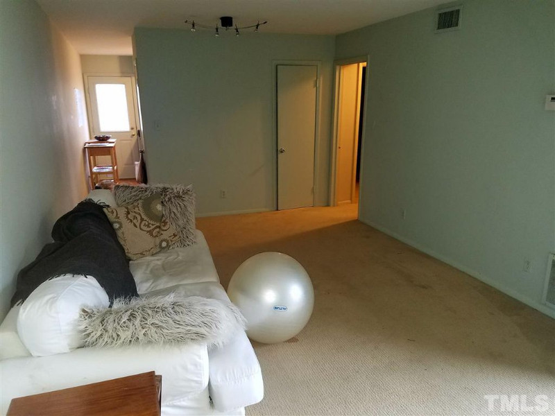 D condo