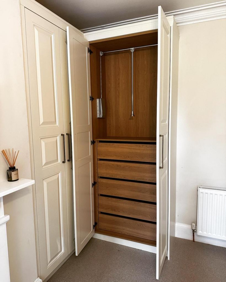 BESPOKE WARDROBES