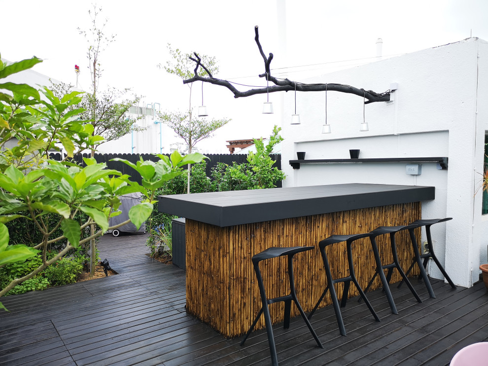 Design ideas for a tropical deck in Singapore.