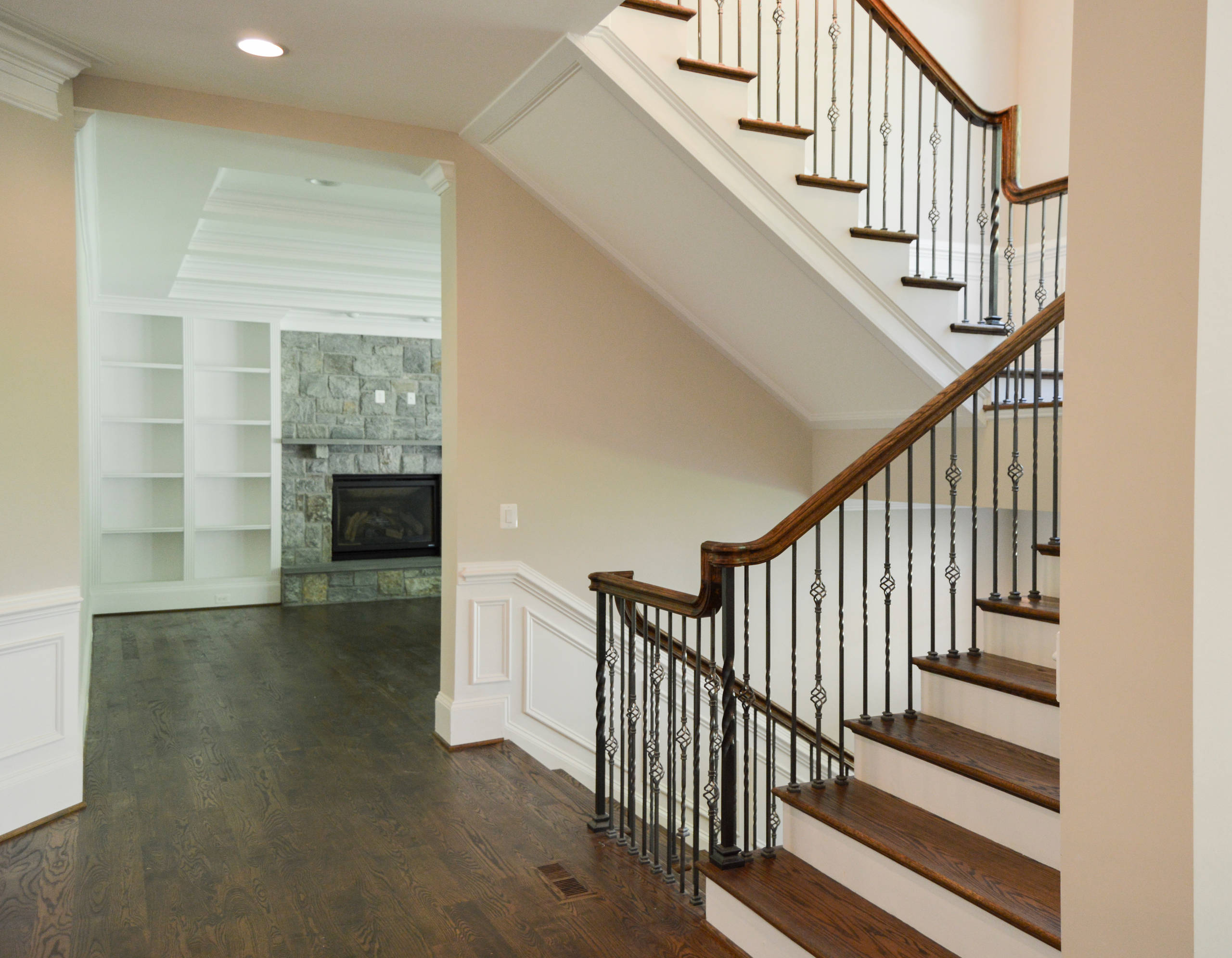 38_European Style Circular Balcony and Multi-level Staircase, Middleburg, VA 201