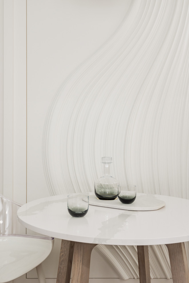 Обеденный стол из массива и кварцевого агломерата