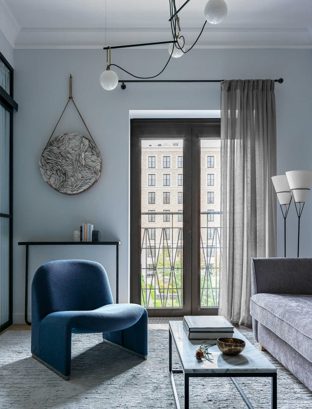 Квартира с графичным интерьером