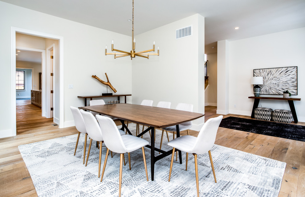 Modern Farmhouse Staging