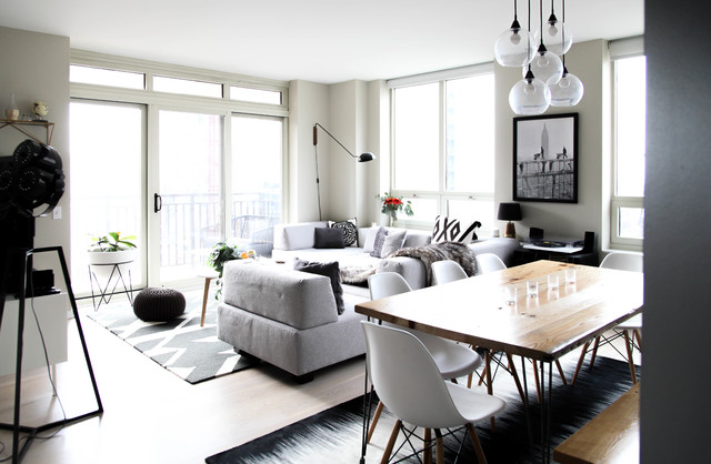 Picture of My Houzz: Monochromatic Style in a Chicago High-Rise Condo