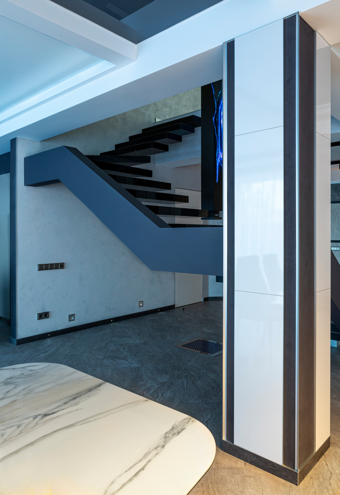 Лестница для загородного дома из Итальянской Керамики