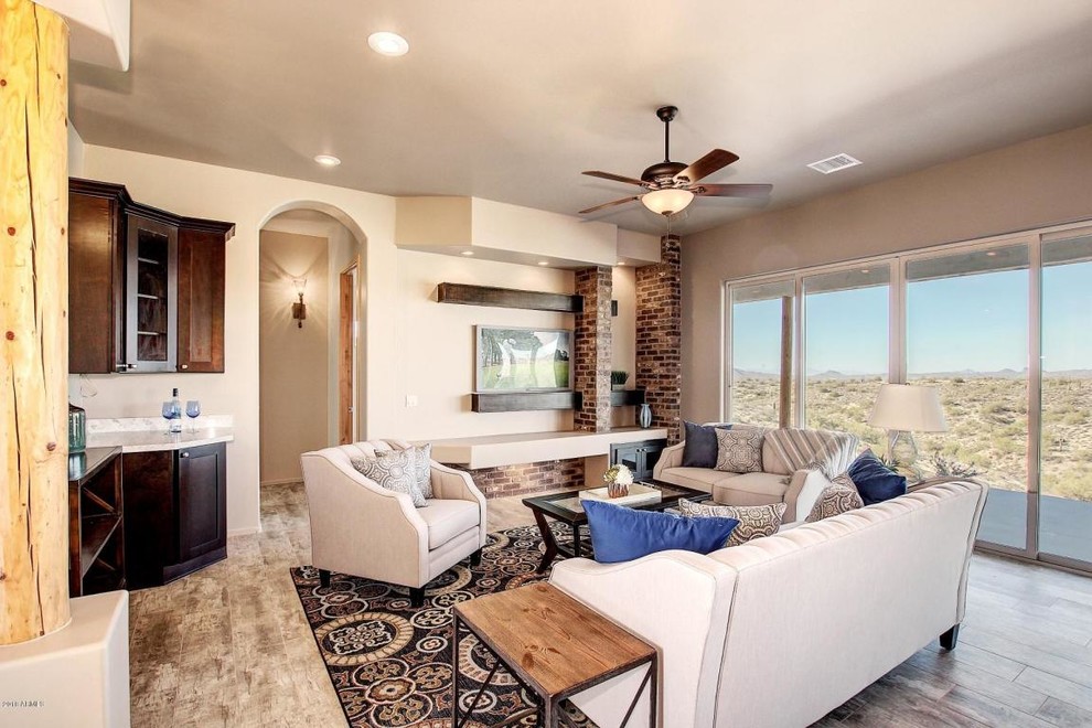 Home design - transitional home design idea in Phoenix
