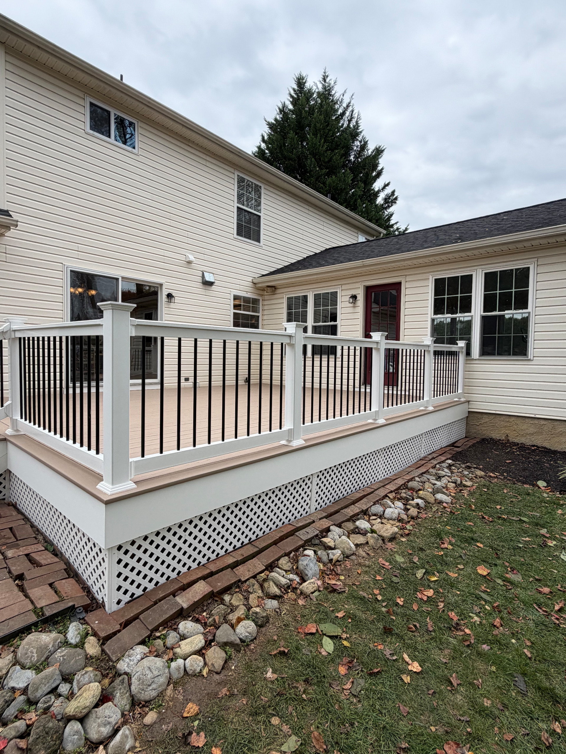 TimberTech Brownstone Composite Deck with White & Black Railing