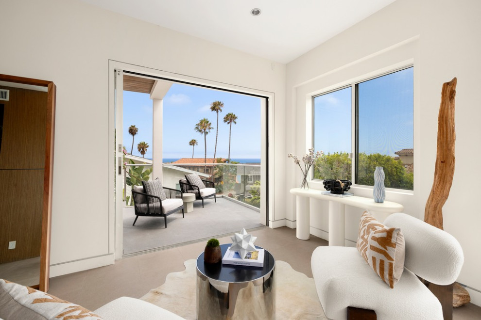 Home design - coastal home design idea in Los Angeles