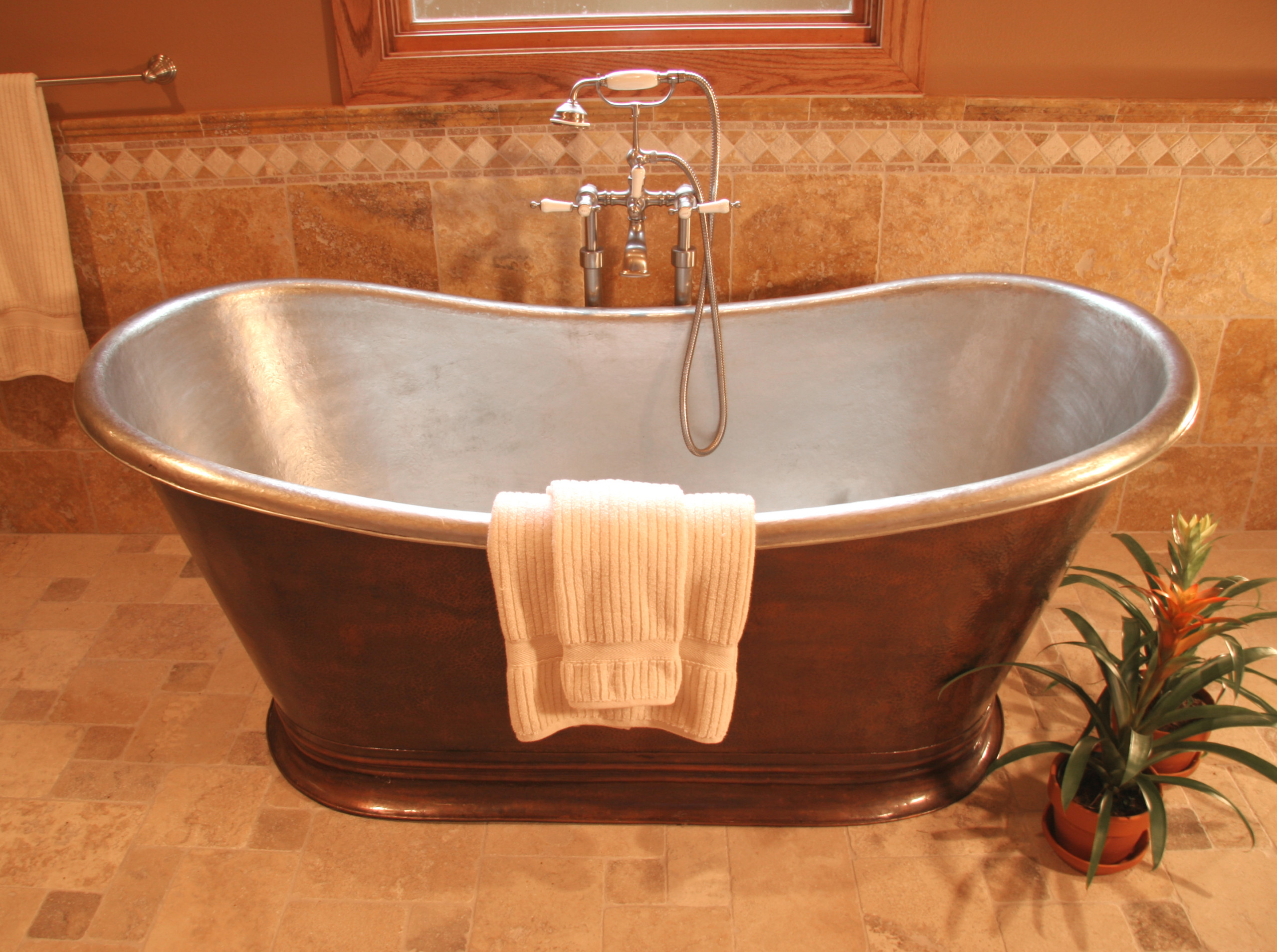 Bungalow Bath - Copper Tub Detail