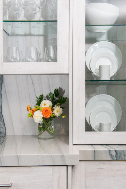 Douglas Cabinets - Orduna minimalistisch-hausbar