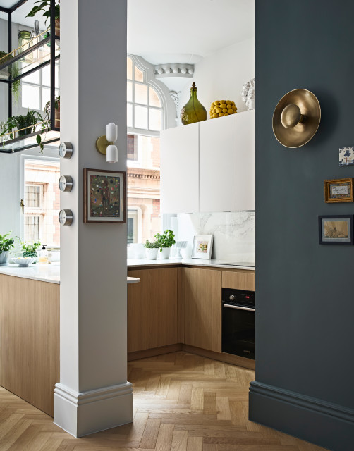 COVENT GARDEN APARTMENT contemporary-kitchen