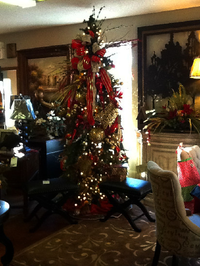 christmas decor at the new trenton indian sacksteders cincinnati by sacksteder s interiors christmas decor at the new trenton indian sacksteders cincinnati by sacksteder s interiors