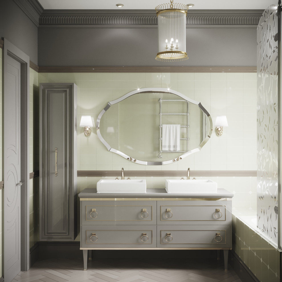 Ванная комната в классическом стиле  в загородном доме