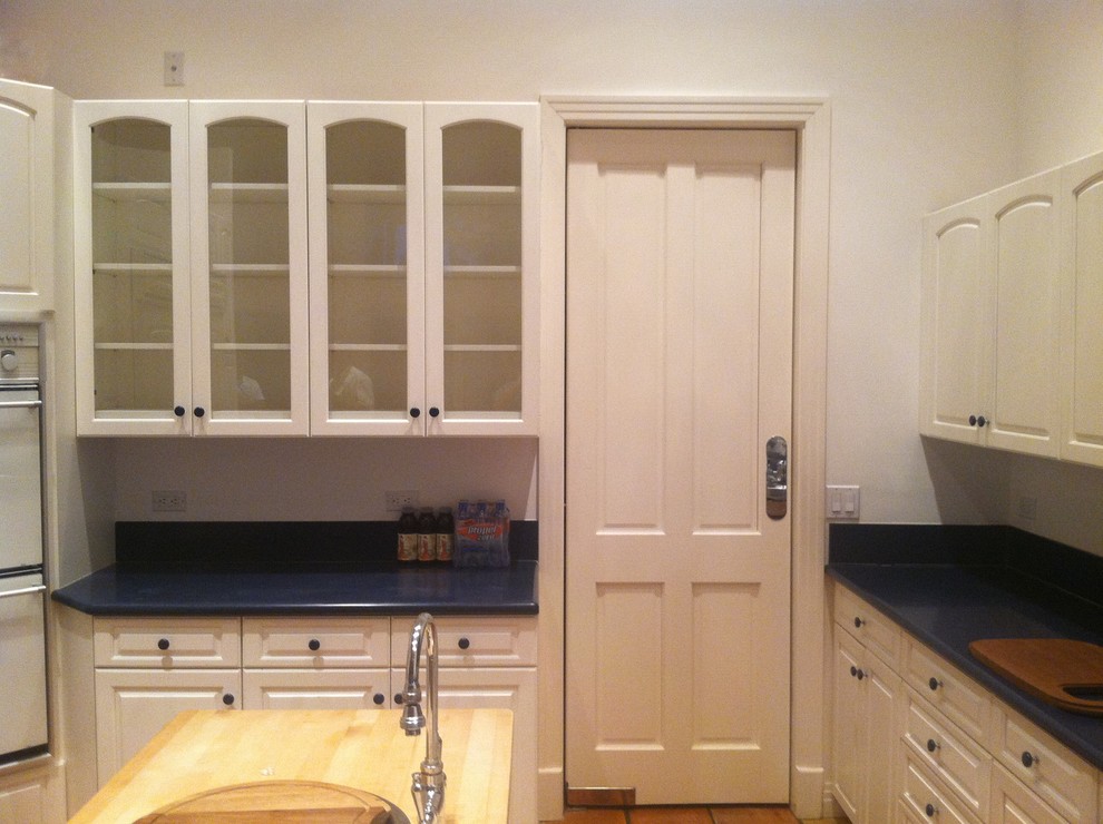 Inspiration for a transitional kitchen remodel in Miami