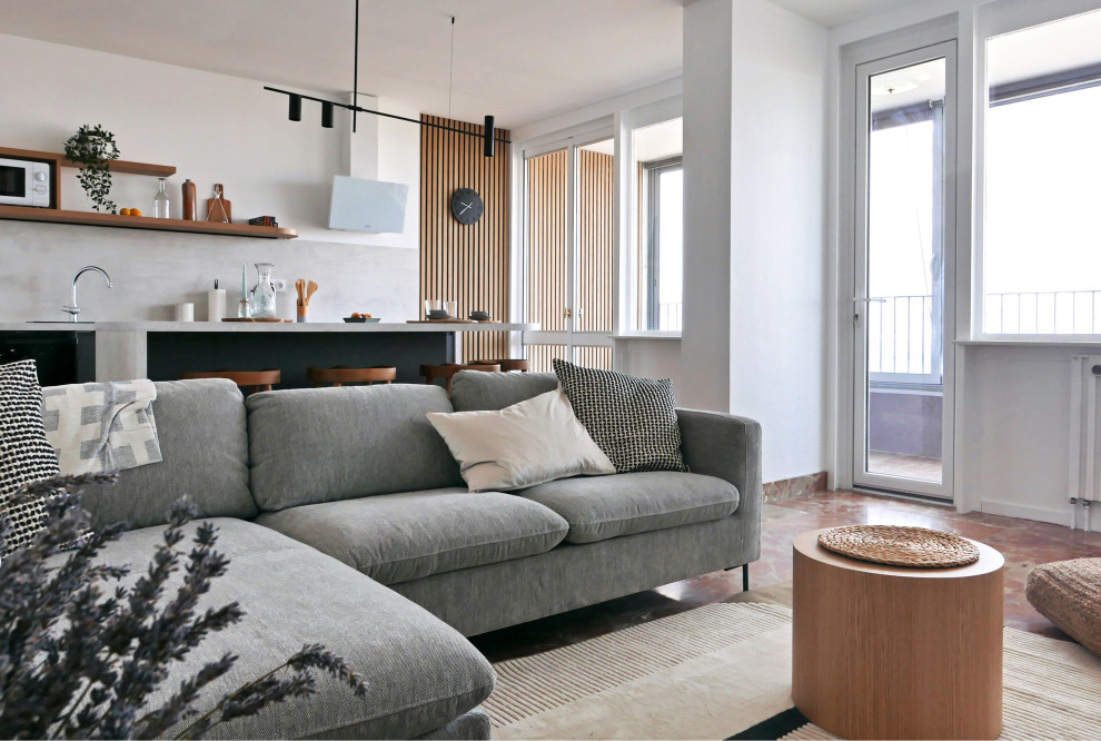 Exempel på ett mycket stort modernt allrum med öppen planlösning, med en hemmabar, vita väggar, marmorgolv, en fristående TV och flerfärgat golv