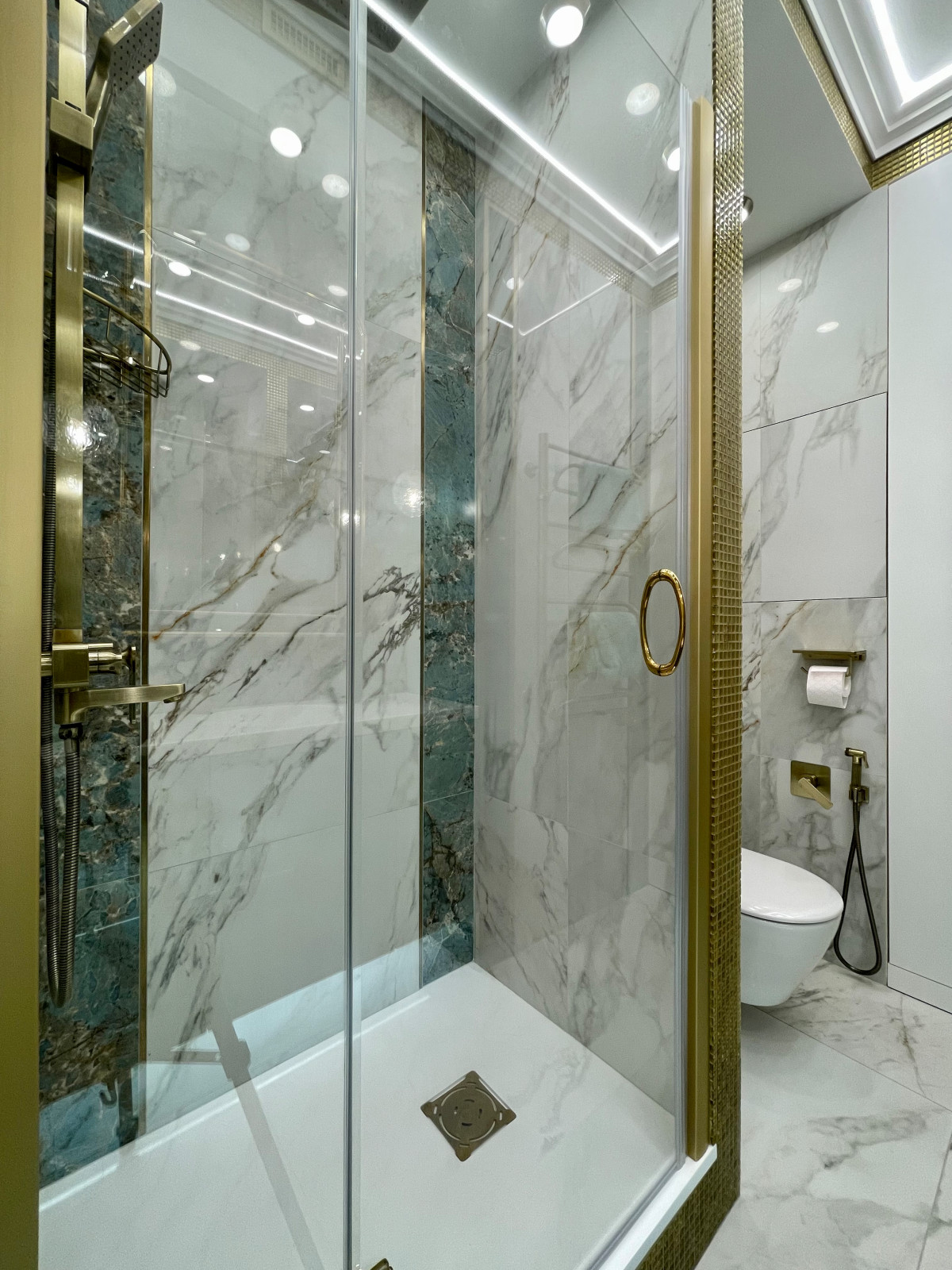 Проект в бирюзовых тонах