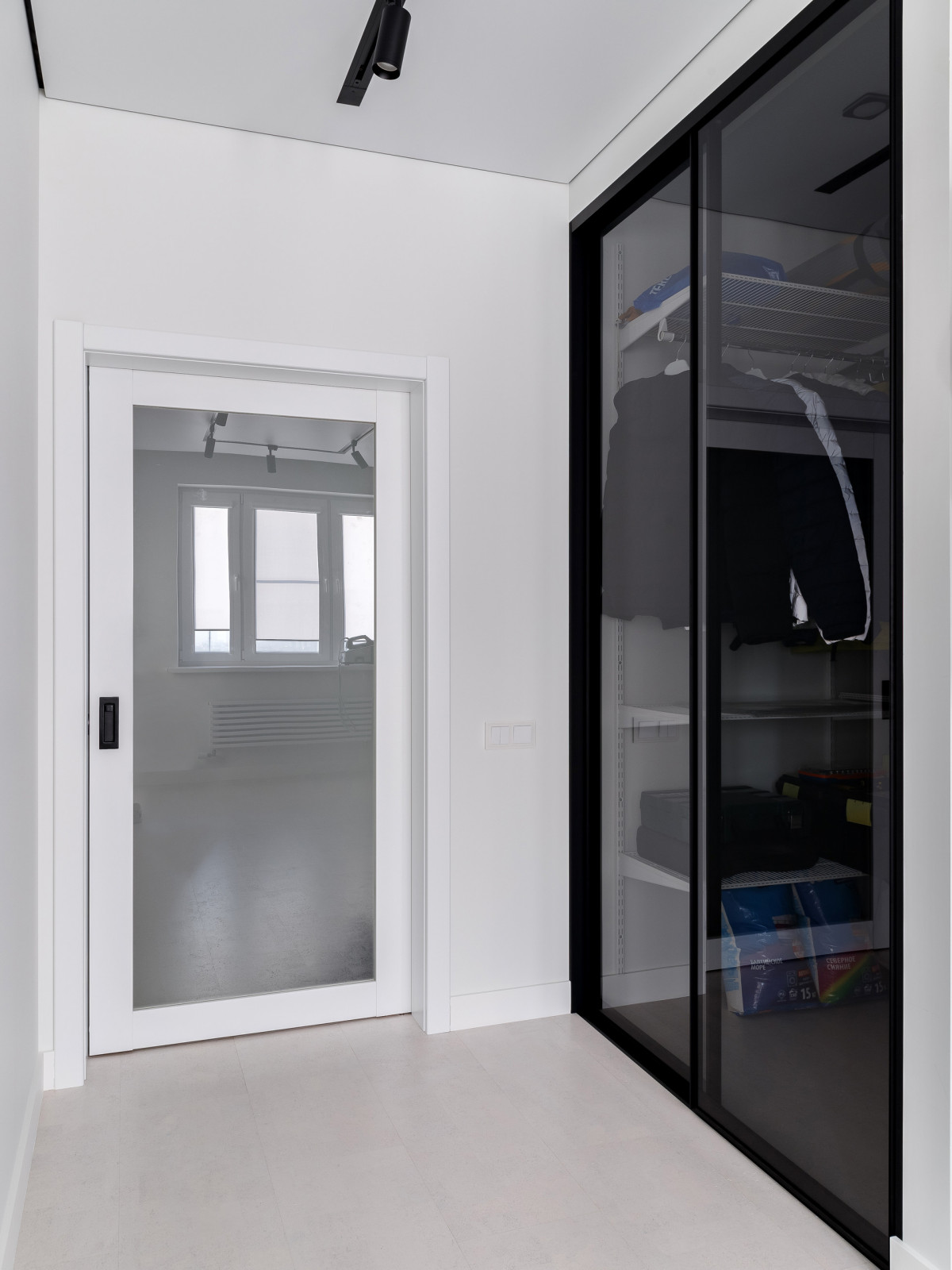 Реализация проекта трехкомнатной квартиры "ЖК на Высоте"