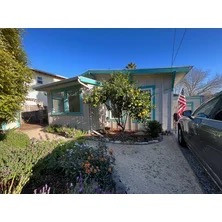 Santa Cruz Modern Cottage