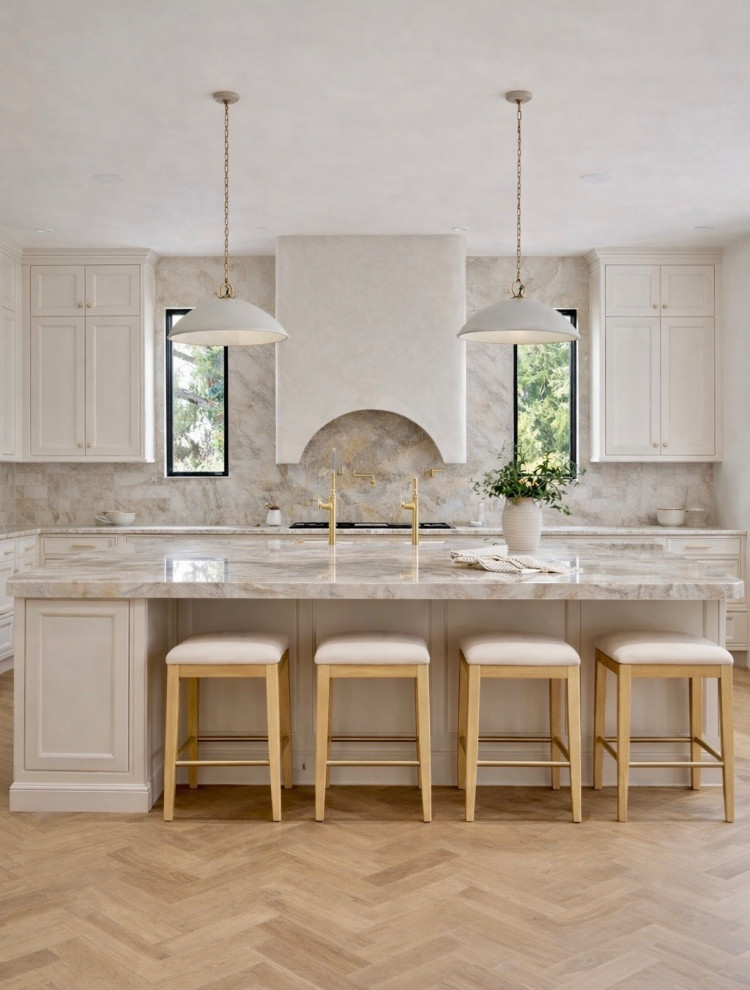 Inspiration for a transitional kitchen remodel in Toronto