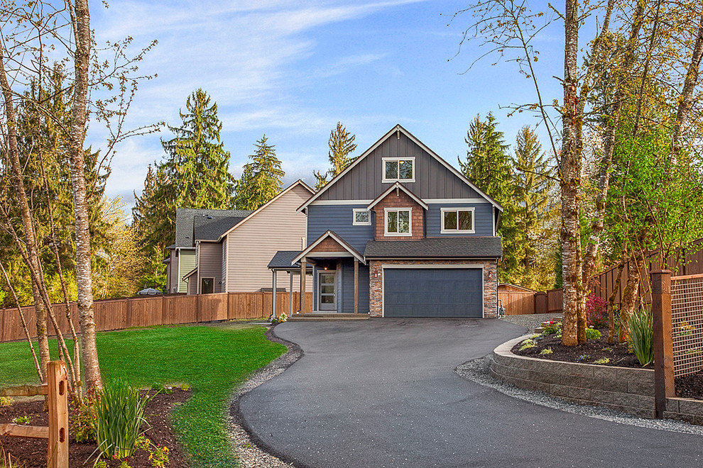 Inspiration for a rustic home design remodel in Seattle