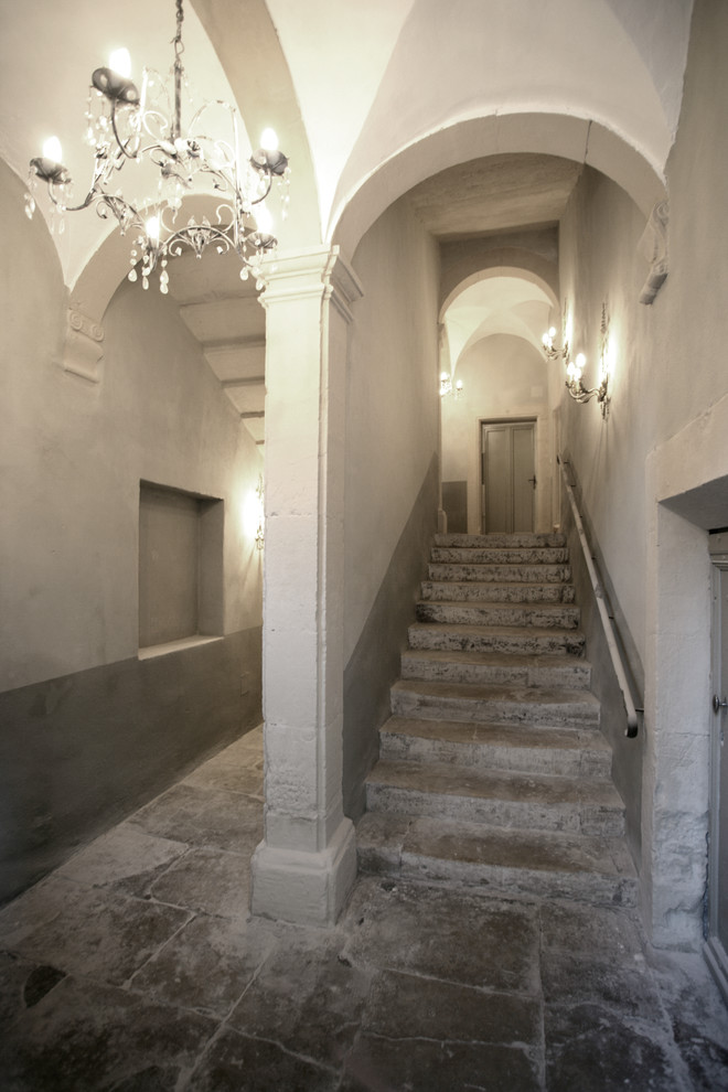 This is an example of a transitional staircase in Montpellier.
