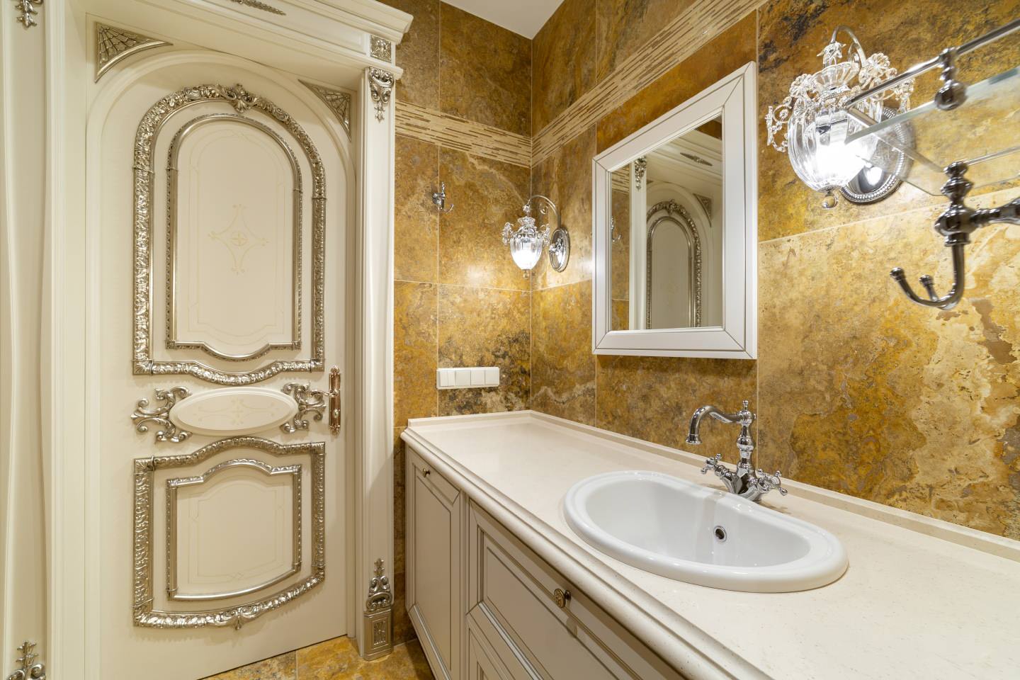 Rusakovskaya embankment