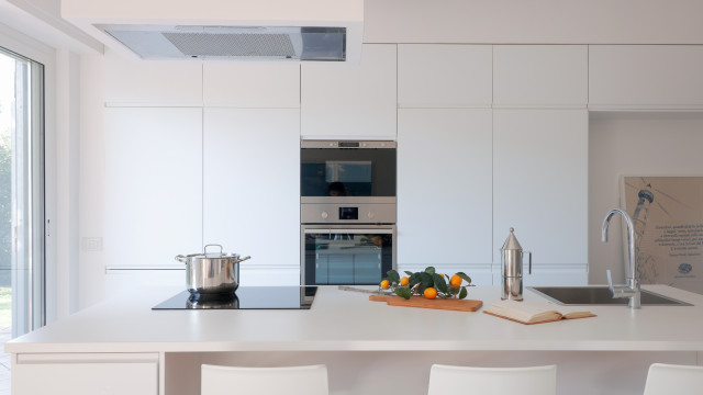 Isola contemporary-kitchen