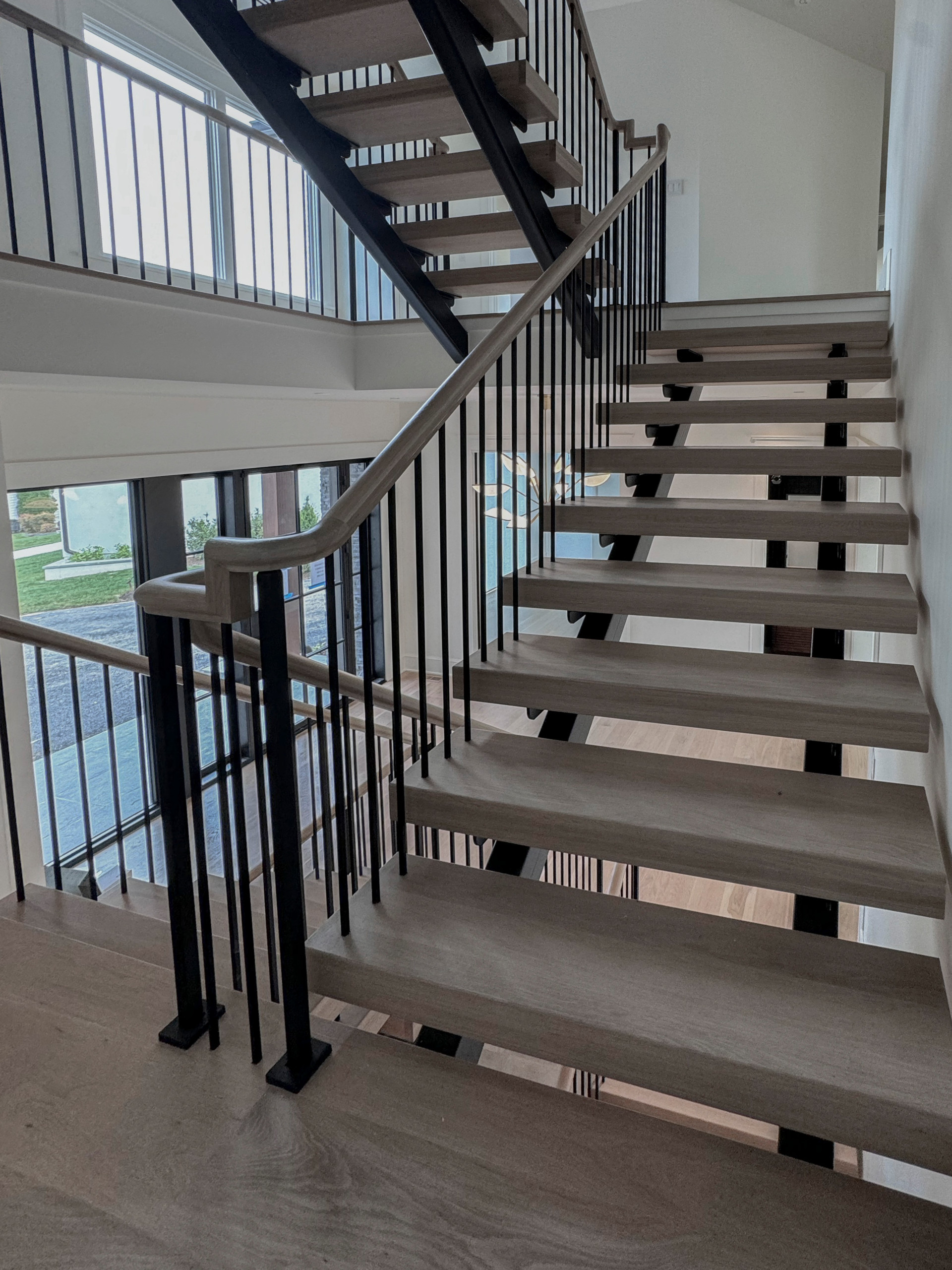 122_Modern Steel & Wood Floating Staircase, Arlington VA 22207