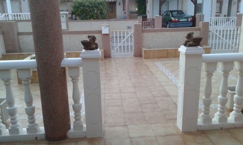 Decorar jardÃn y fachada
