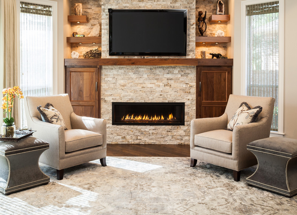 Example of a transitional home design design in Houston