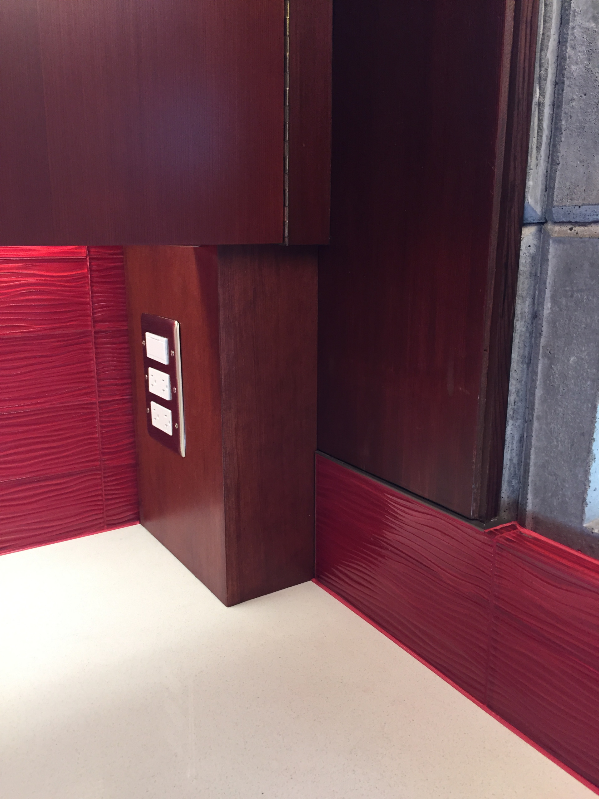 The “Tracy House” Frank Lloyd Wright